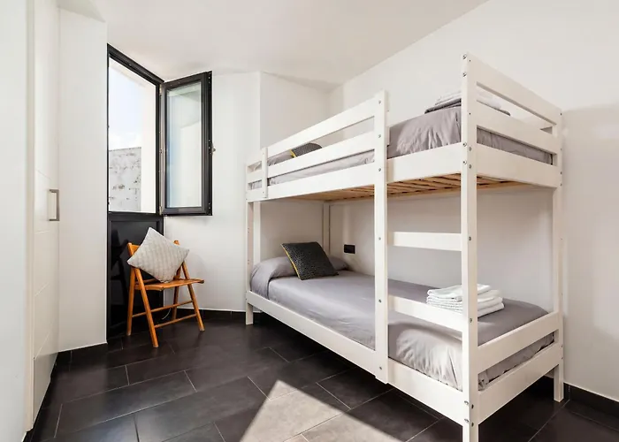 Tramontana 28b By Escape